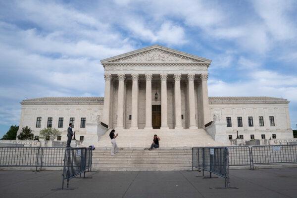 LIVE NOW: Supreme Court Oral Arguments: FCC v. AT&T and Verizon v. FCC | Jury Trial Rights Argument