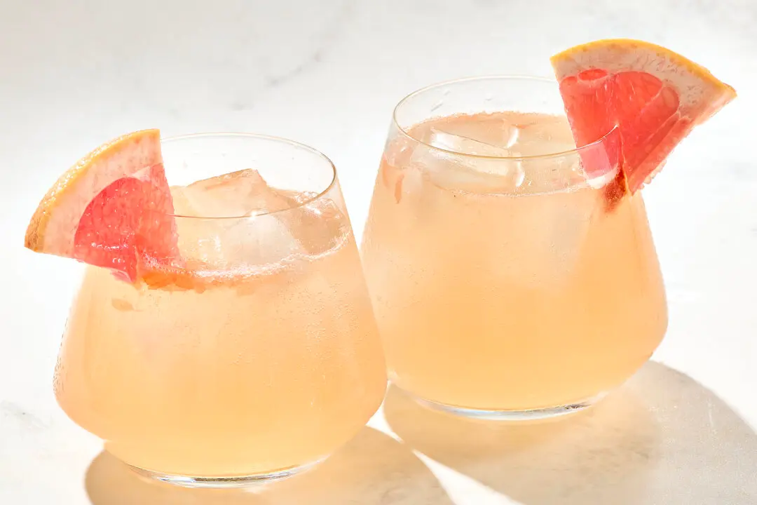 This 85-Year-Old Vodka Cocktail Just Got the Most Delicious Twist