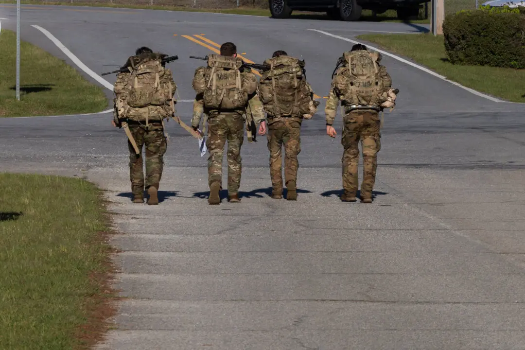 US Military Reinstates Some Flu Vaccine Requirements After Texas Training Outbreak
