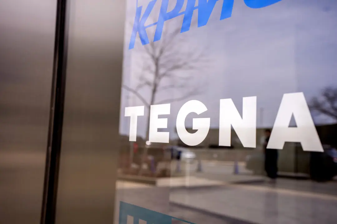 Federal Judge Temporarily Blocks Nexstar-Tegna Merger Amid Antitrust Lawsuit
