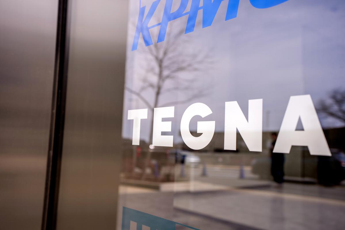 Federal Judge Temporarily Blocks Nexstar-Tegna Merger Amid Antitrust Lawsuit