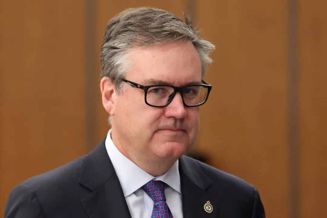 Senior Public Servant Calls Student Visa Failures ‘Unacceptable,’ Promises Solutions by Year End