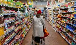 60 Percent of Canadians Feel Anxious About Their Personal Finances: Poll