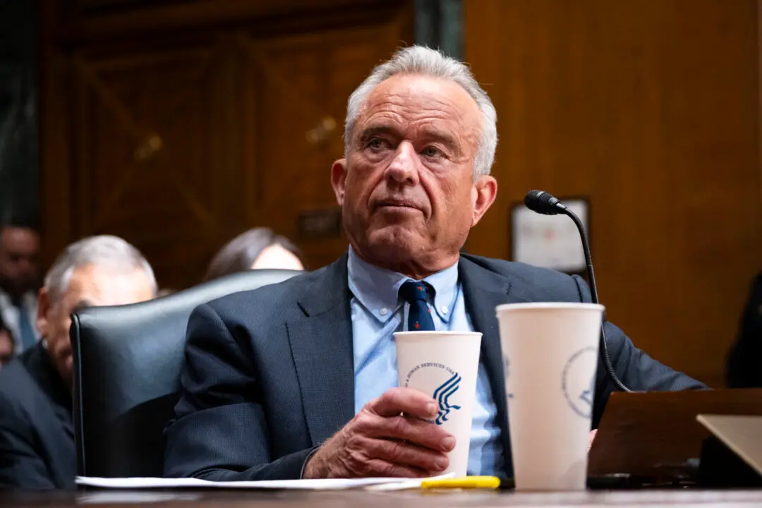 RFK Jr. Tells Senate Glyphosate Causes Cancer