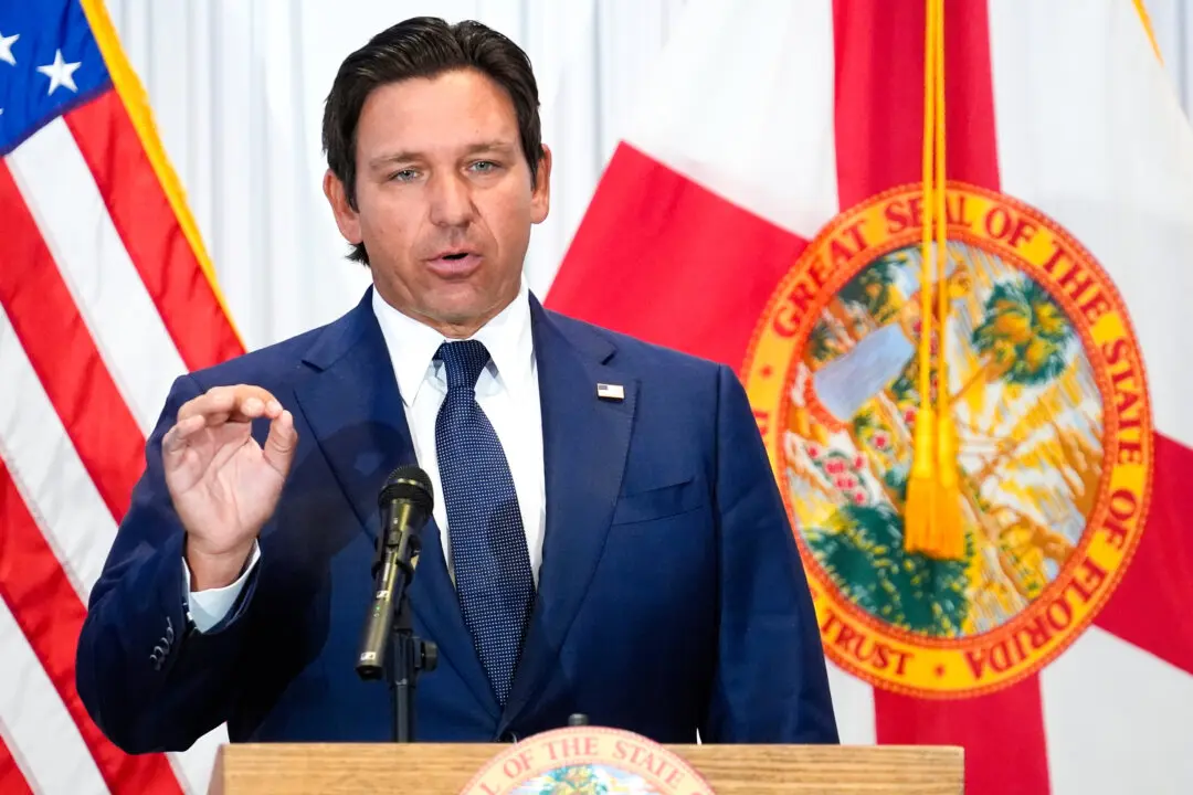 DeSantis Unveils New Florida Congressional Map That Could Add 4 GOP Seats