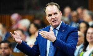 Liberals Vote to Make Some Committee Discussions Private