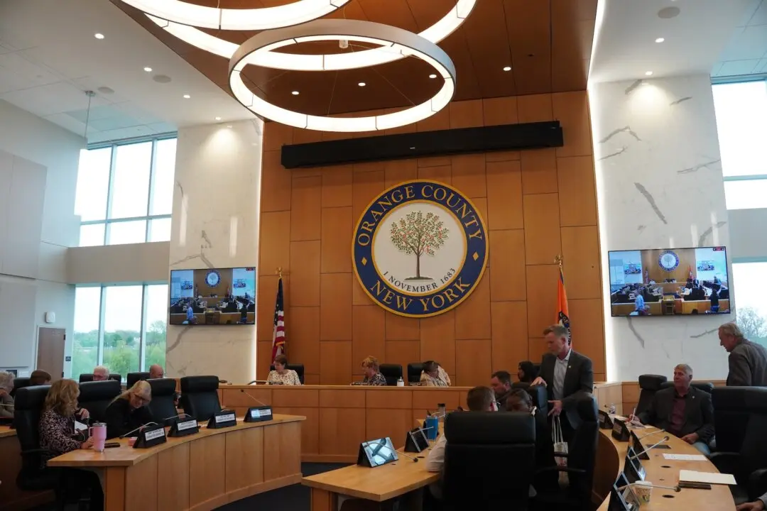 Orange County Votes to Send Resolution to State Legislature Over Tax Error