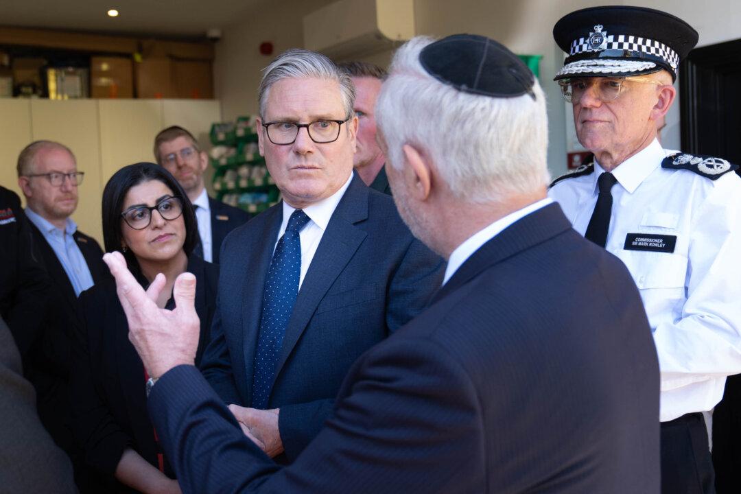 UK Government Raises Terror Alert to ‘Severe’ Following Stabbings in Jewish Area