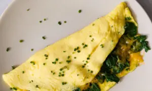 This Is the Only Way I’ll Ever Cook an Omelet