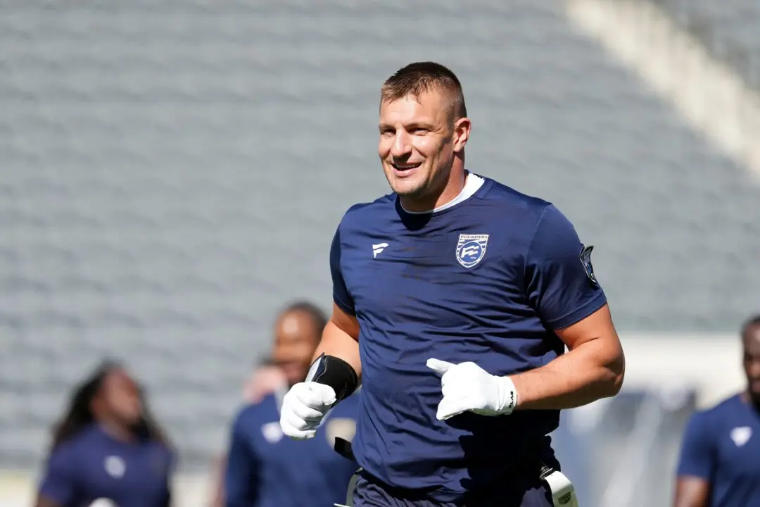 Rob Gronkowski Picks the 2020 Buccaneers Over the Patriots as His Best Team Ever