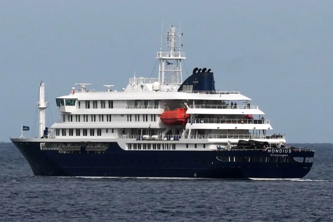 Canadian Consular Officials Head to Canary Islands to Meet Hantavirus Cruise Ship