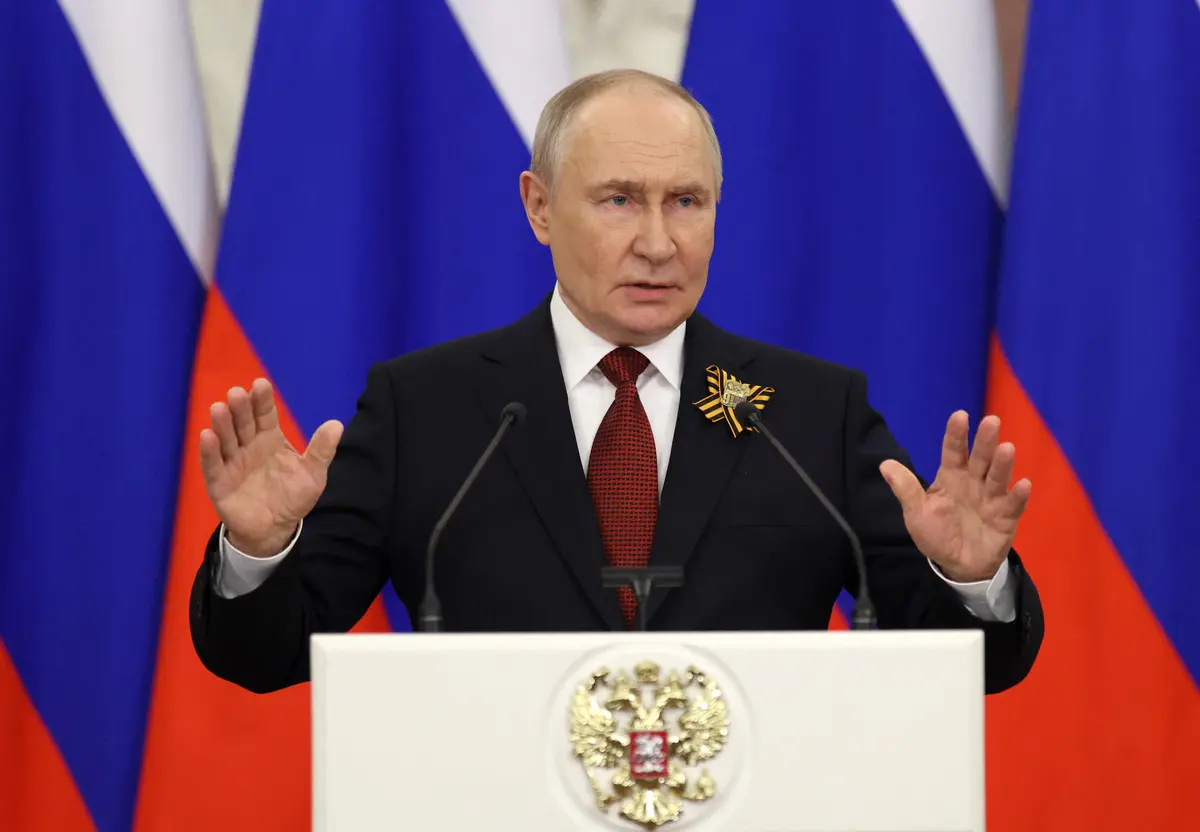 Russia Warns Foreigners to Leave Kyiv as It Threatens More Strikes