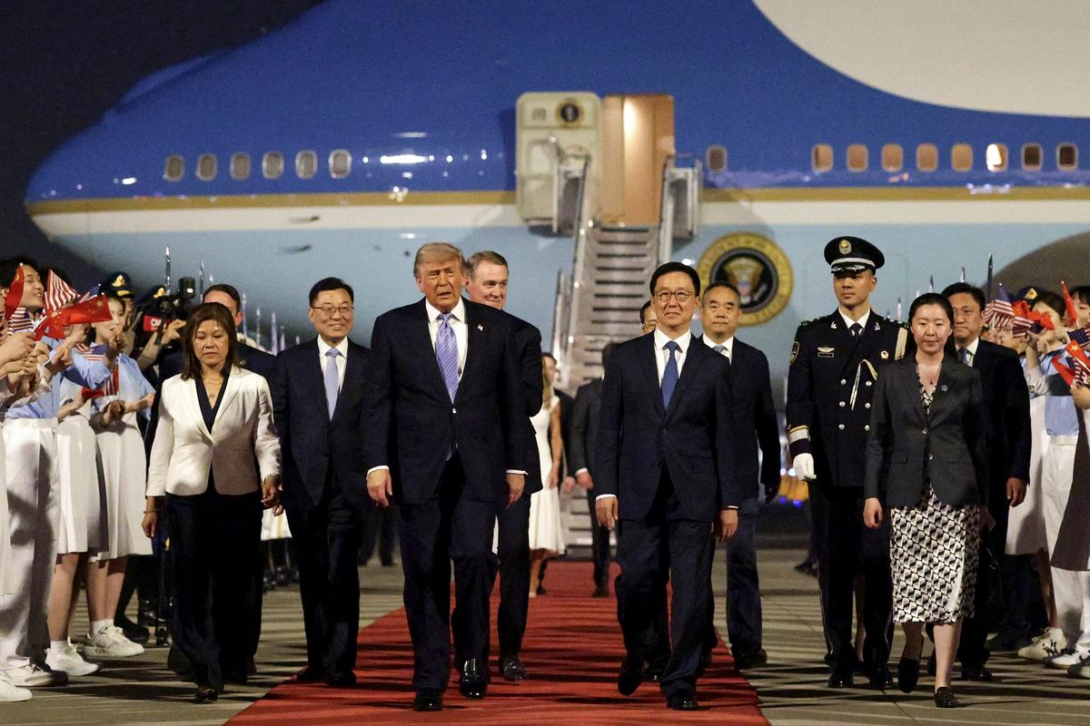 Trump to Hold High-Stakes Meeting With Xi in Beijing