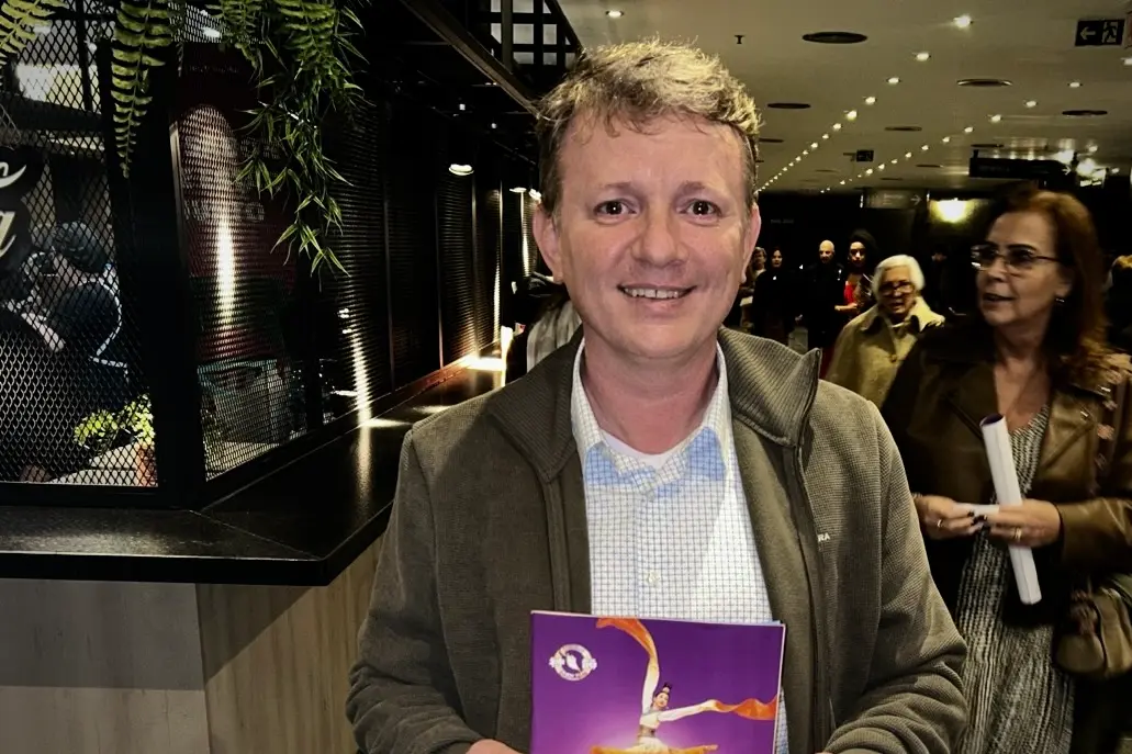 Lawyer Moved by Shen Yun: The Divine Exists Within Each of Us