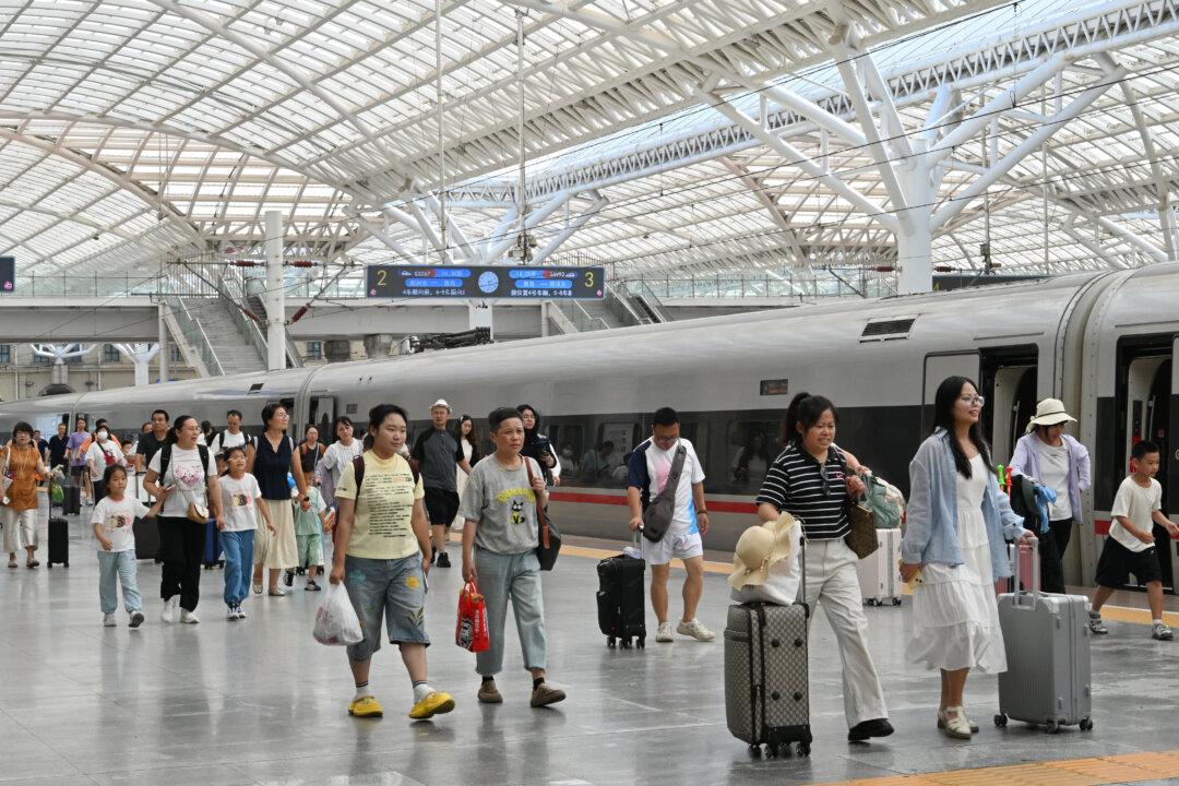 China Hikes Beijing-Shanghai Rail Fares 20 Percent Amid Energy, Debt, and Consumer Strains