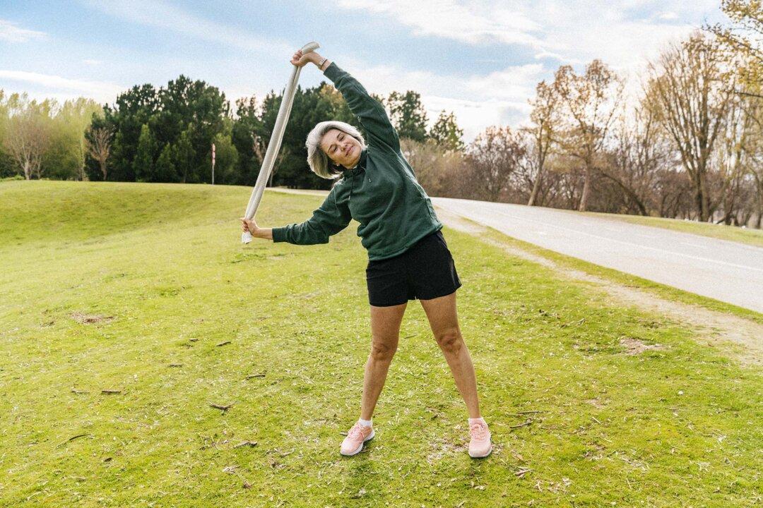Towel the Line: 6 Towel Exercises to Train Tricky Areas