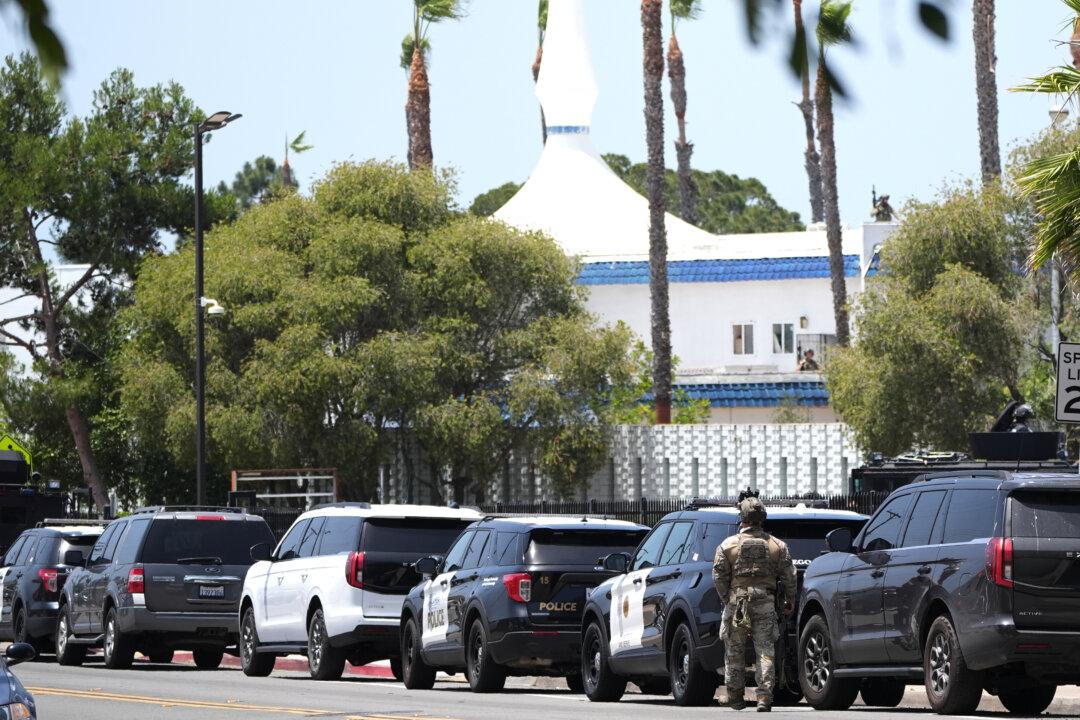 3 Killed in San Diego Mosque Shooting; 2 Suspects Dead: Police