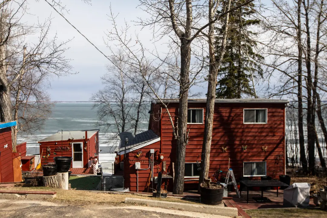 Cottages Emerging as Entry Point to Homeownership for Young Canadians, Survey Finds