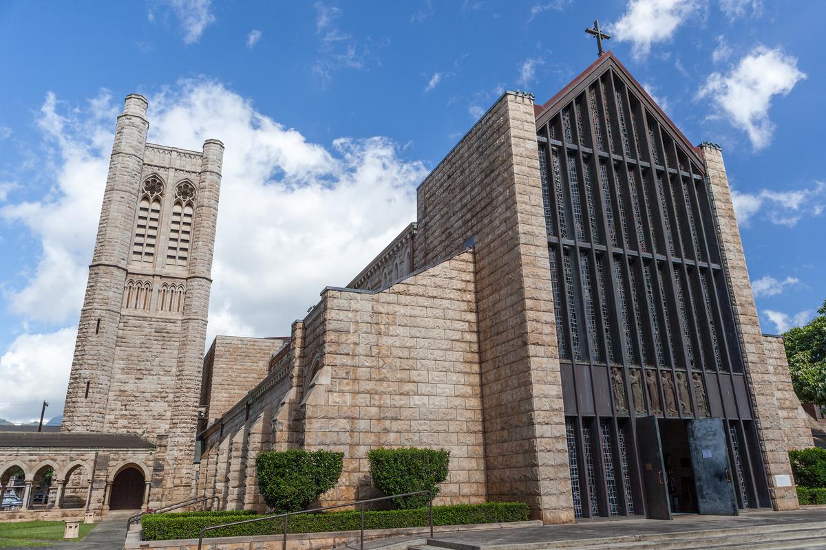 Cathedral of St. Andrews: Classically Gothic With an Island Vibe