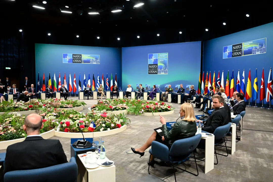 Bulgaria Affirms 5 Percent GDP NATO Defense Spending Commitment
