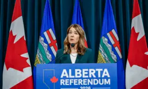 Alberta Premier Says She'll Respect the Referendum Result on Province’s Future Either Way