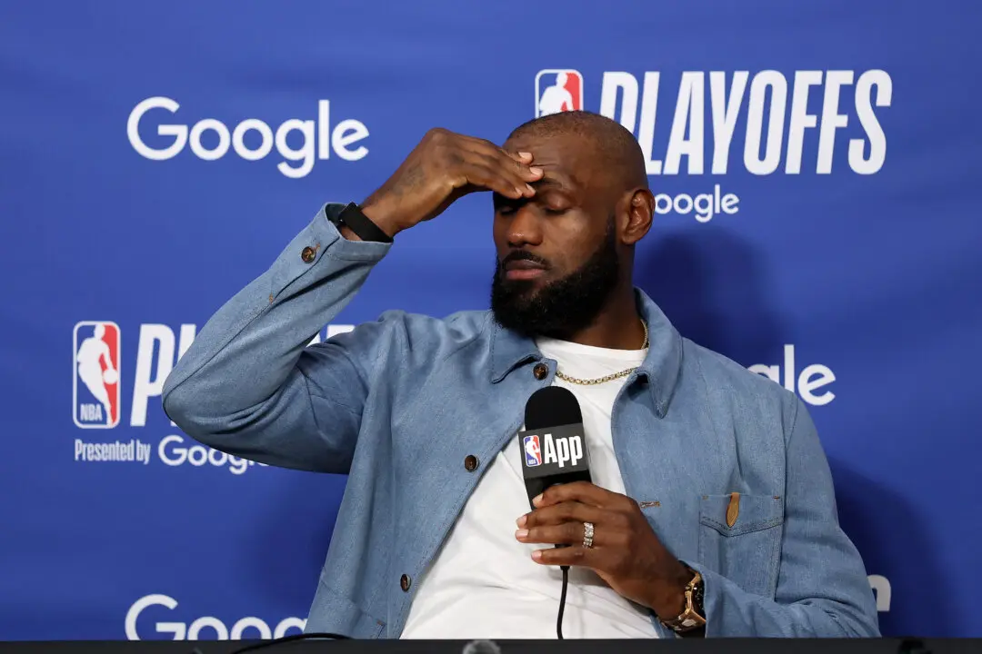 LeBron James Sets Timeline on Retire or Return Decision