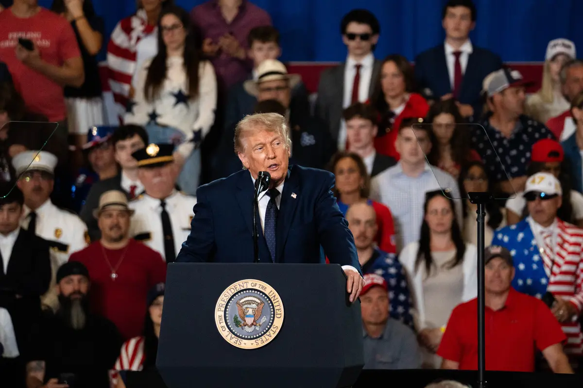 Trump Says Iran, Other Arab States Should Join Abraham Accords as Part of Peace Deal