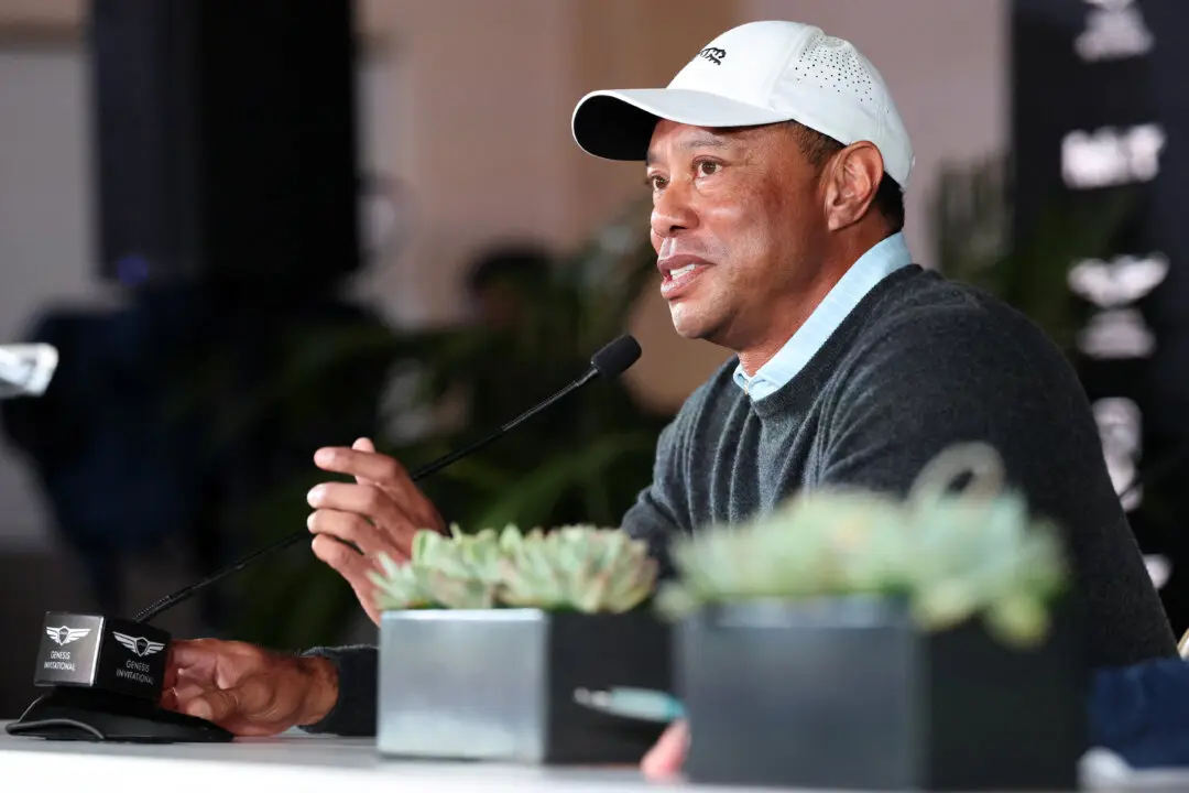 After Brief Stay in US, Tiger Woods Jets Back to Switzerland