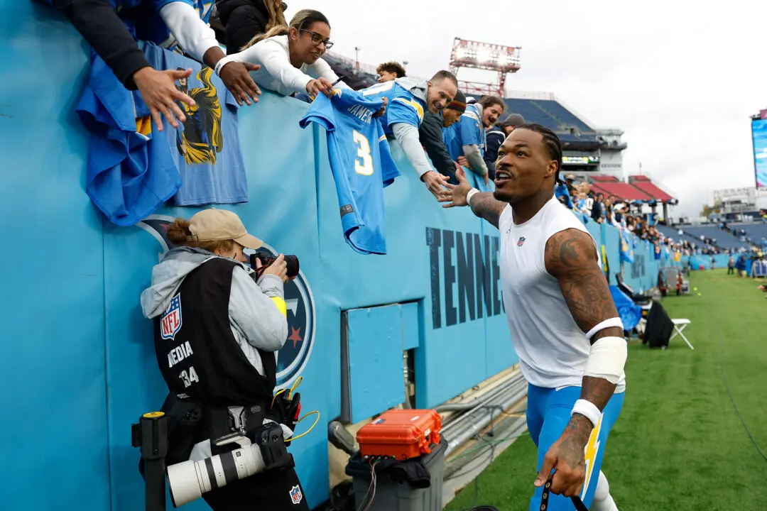 Chargers GM: Re-Signing S Derwin James A ‘High’ Priority