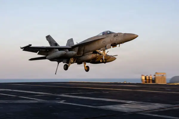 US Launches Defensive Strikes in Strait of Hormuz; GOP Has Upper Hand in Redistricting Battle | NTD Good Morning (May 28)