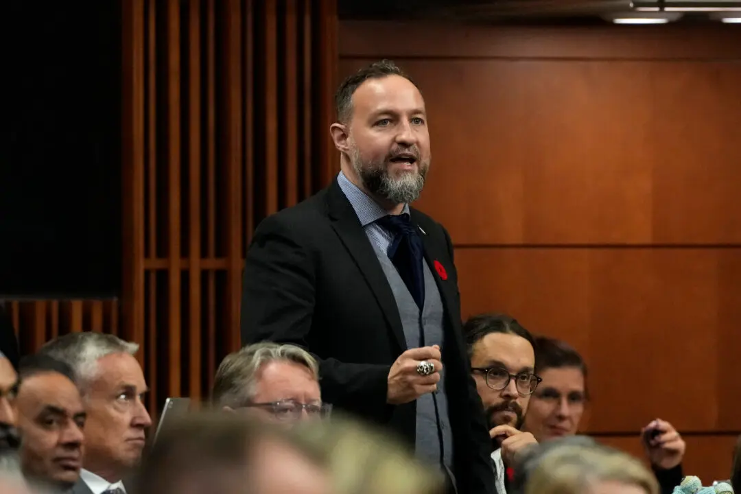 Bloc MP Simon-Pierre Savard-Tremblay Leaves Caucus to Run for Parti Québécois