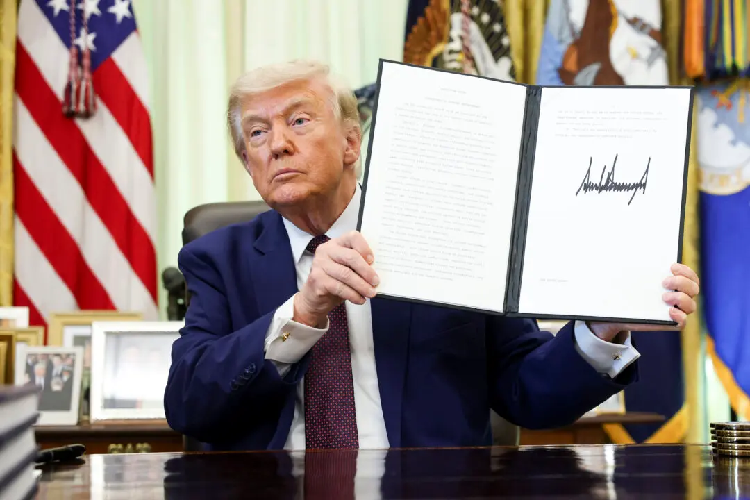 LIVE NOW: Trump Signs the ICE, CBP Funding Act (Secure America Act)