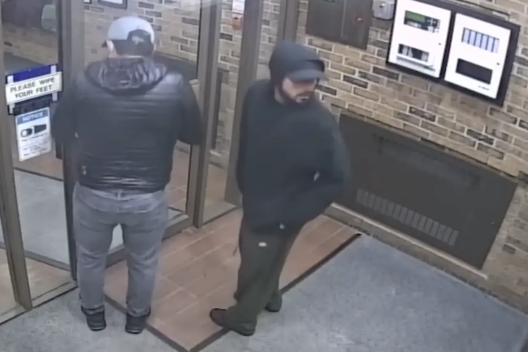 Suspects Using Glue-Like Substance to Scout Toronto-Area Homes for Break-In Opportunities: Police