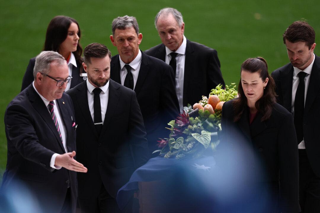 Neale Daniher Farewelled as Family Pledges to ‘Play On’