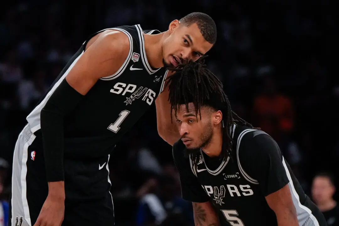 Knicks and Spurs Set for Game 4 of NBA Finals That Have Belonged to Road Teams