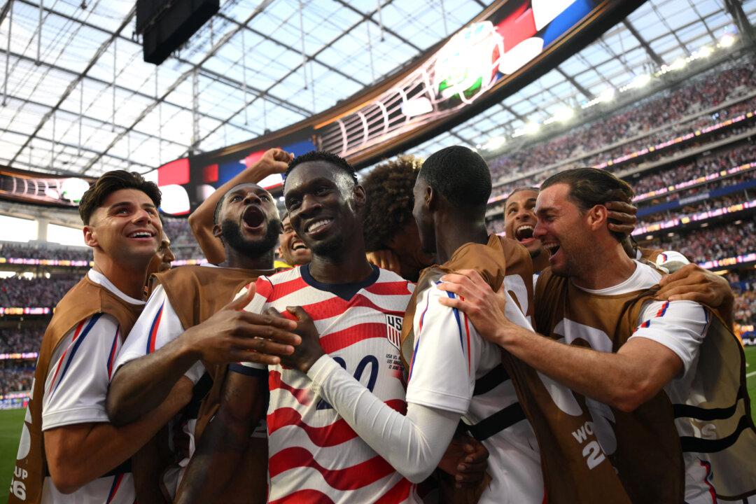 World Cup 2026: USA Dominates Paraguay 4-1 in Los Angeles