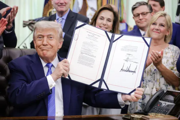 President Trump Signs Executive Orders on Quantum Technology