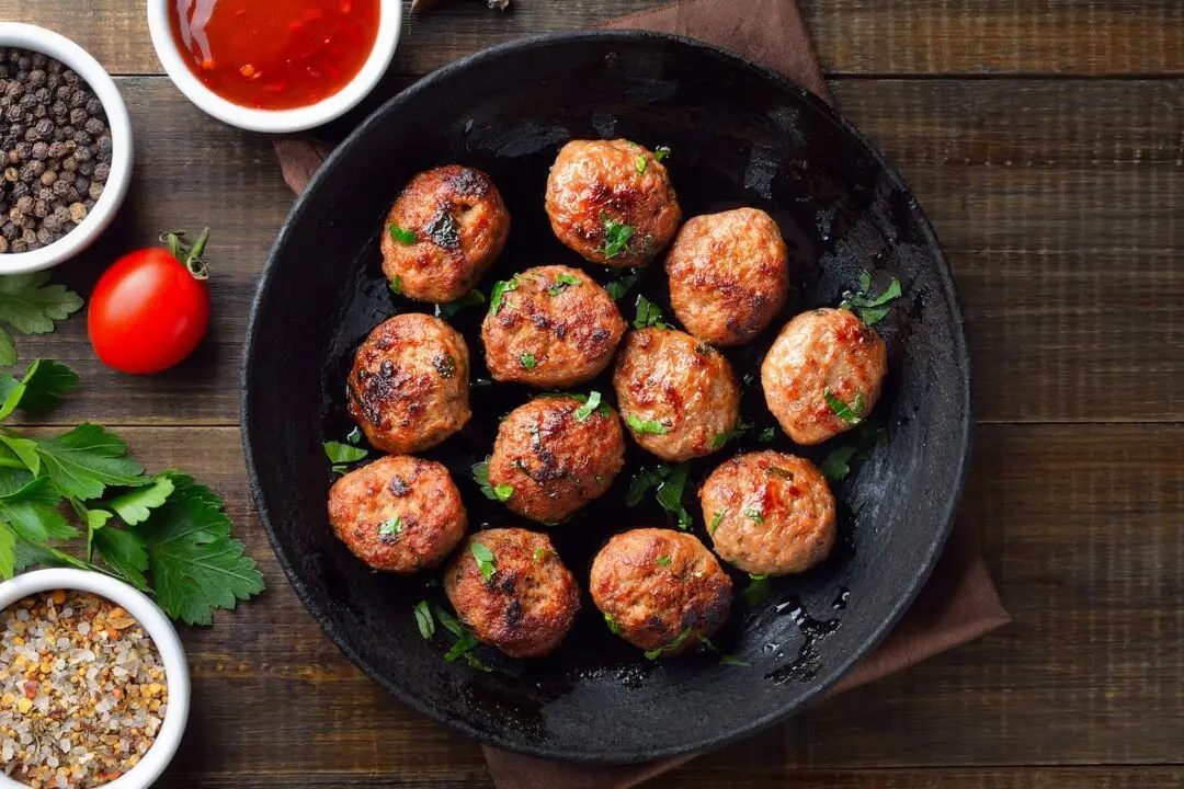 These Gluten-Free Meatballs Feature Beef, Spinach, and Feta Cheese