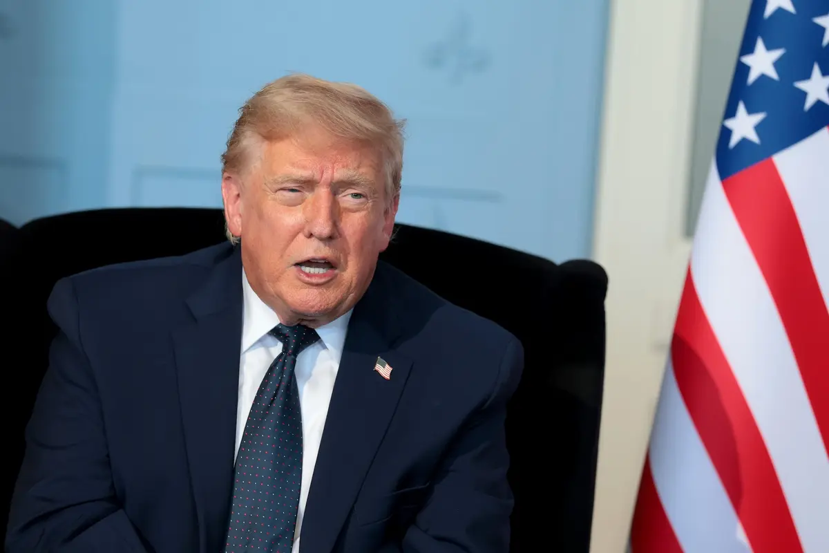 Trump Hopeful After Iran Deal, Reiterates Warning on Nuclear Weapons