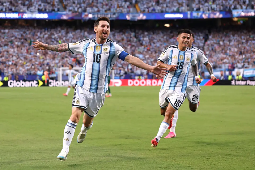 Messi Gets First World Cup Hat Trick in Victory Over Algeria