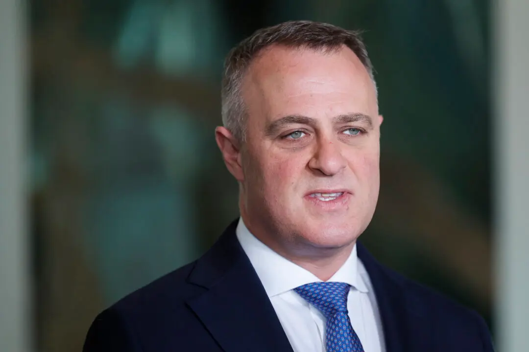 ‘Fallen Apart’: Shadow Treasurer Says Australians Will Pay for Budget Failures