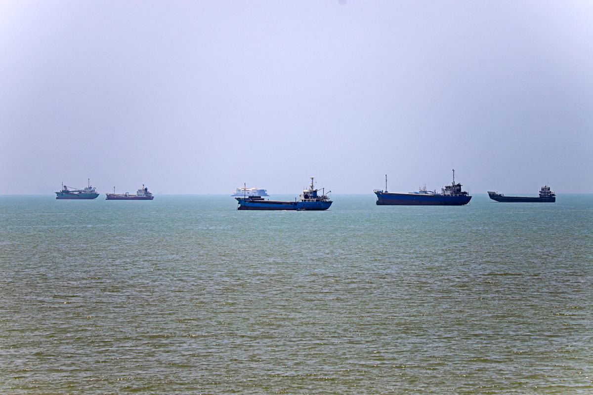 Oil Prices Drop After US-Iran Talks Conclude in Switzerland