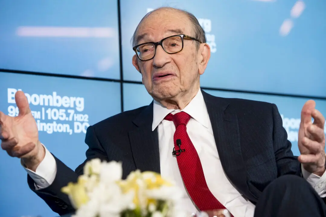 Alan Greenspan, Former Federal Reserve Chairman, Dies at 100