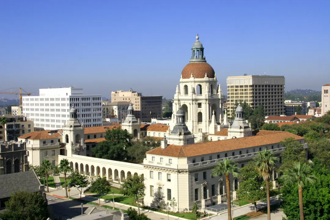 Pasadena City Hall: A Towering Achievement