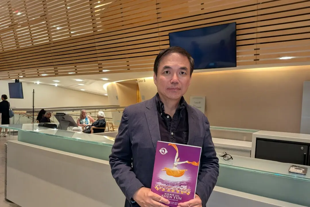 Former Hedge Fund Manager Lauds Shen Yun’s Beautiful Performance