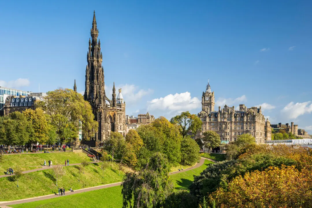How to Visit Edinburgh, Scotland’s Storybook Capital