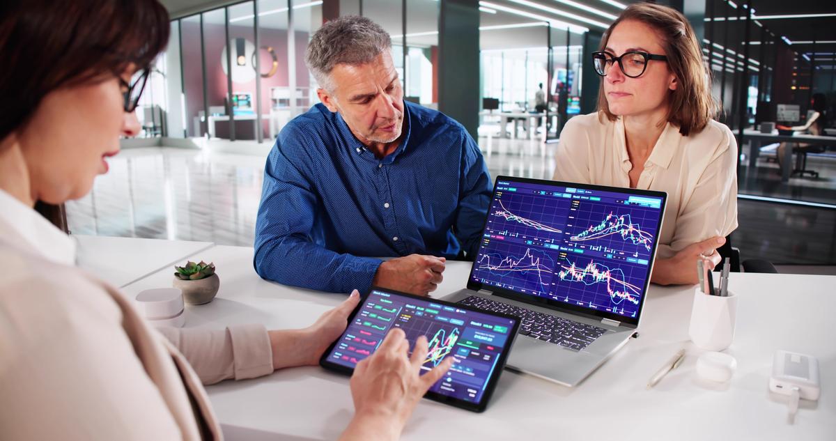 Sequence-of-Return Risk: Why Your First Five Years Decide Everything