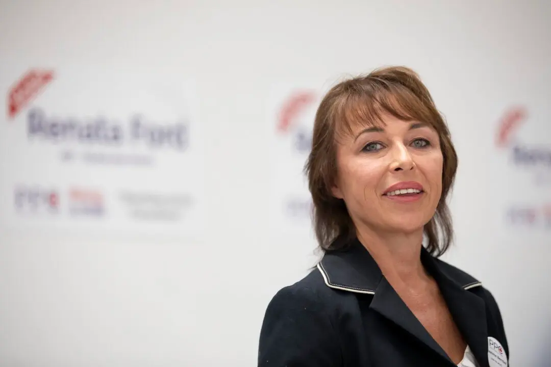 Renata Ford, Wife of Former Toronto Mayor Rob Ford, Dead at 55