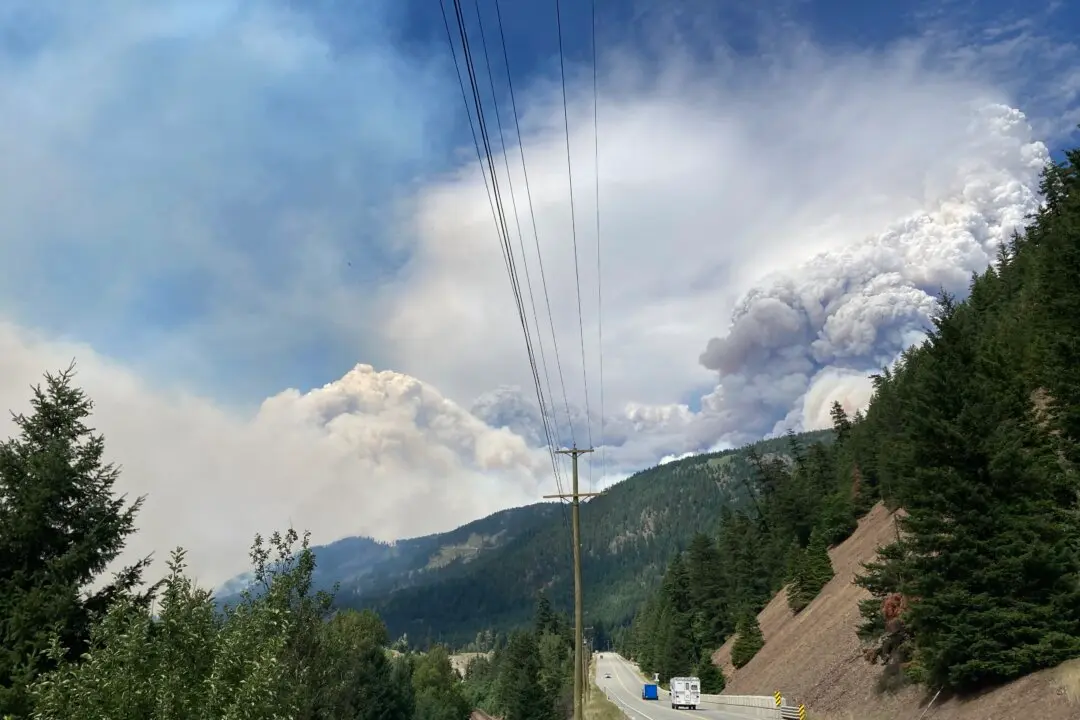 Second Wildfire Triggers Upgraded Evacuation Order Near Boston Bar, BC
