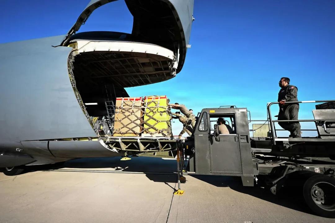 US Air Force Uses Its Largest Aircraft to Transport $5 Billion in Illegal Drugs From California for Destruction